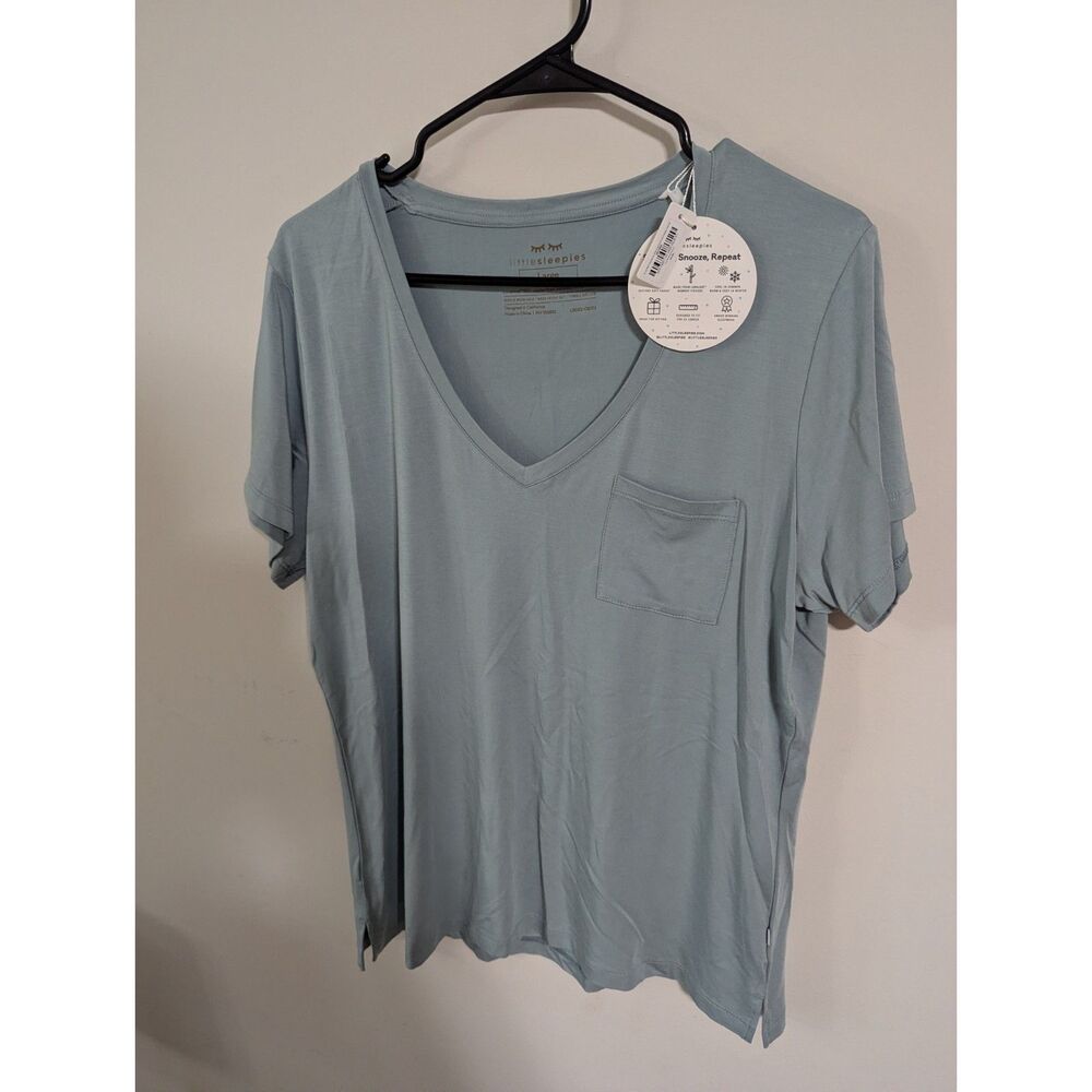 NWT Little Sleepies Stormy Women's V-Neck Perfect Pocket Tee size Large